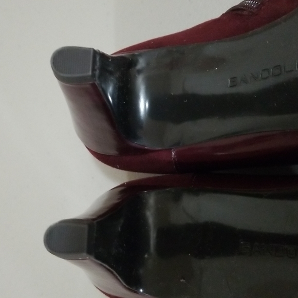 Bandolino Burgundy bootie - Picture 6 of 6